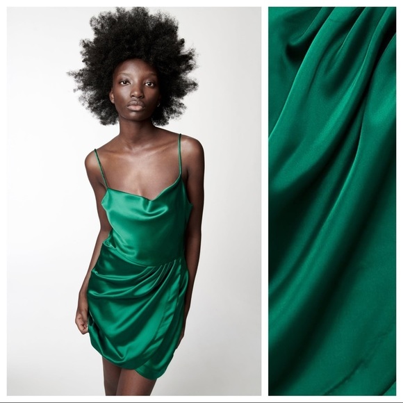 🌹NWT. Zara Satin Effect Green Ruched Mini Dress. Size S - Picture 4 of 13